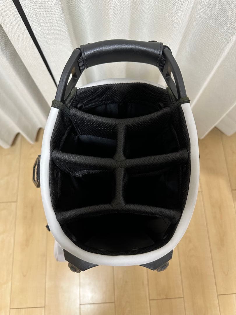 Vessel × J.Lindeberg ホワイト キャディバッグ