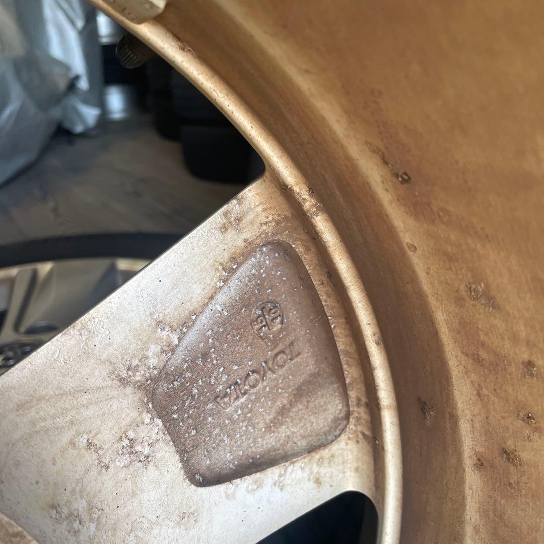 TOYOTAハリアー　 純正スタッドレスタイヤ