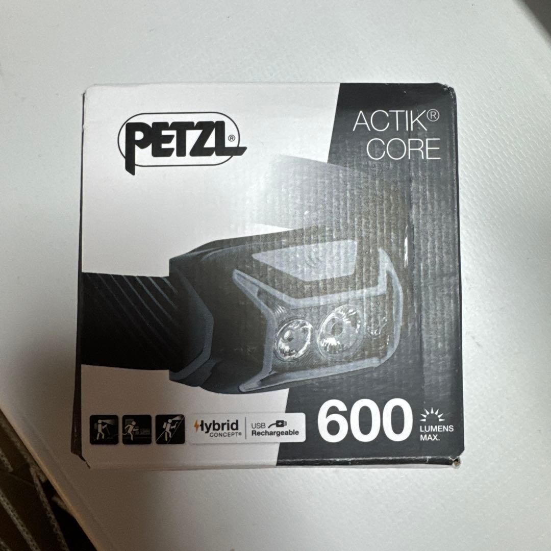 ライト・ランタン PETZL ACTIK CORE600