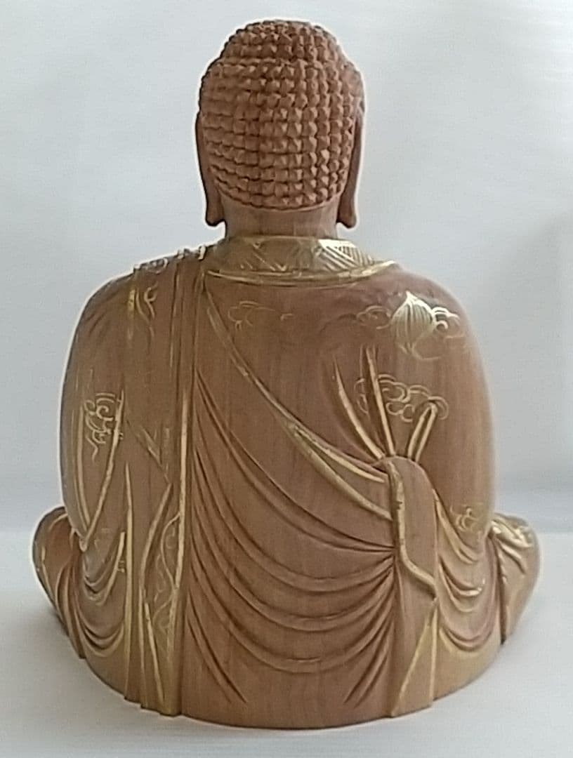 釈迦如来坐像 2.5寸 #327 像のみ 金彩有 お釈迦さま ◆白檀 木彫 仏像