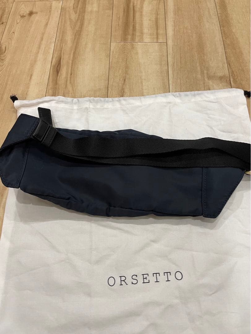 【ピノ】ORSERTO ネイビー ボディバッグ