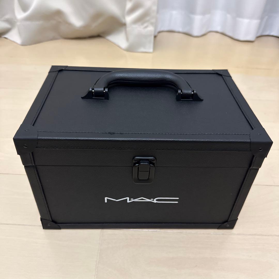 【未使用】MAC メイクボックス 黒 収納ボックス