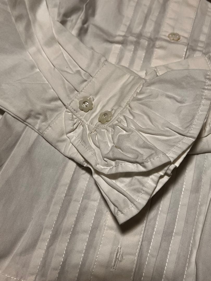 BABY, THE STARS SHINE BRIGHT ホワイトシャツ