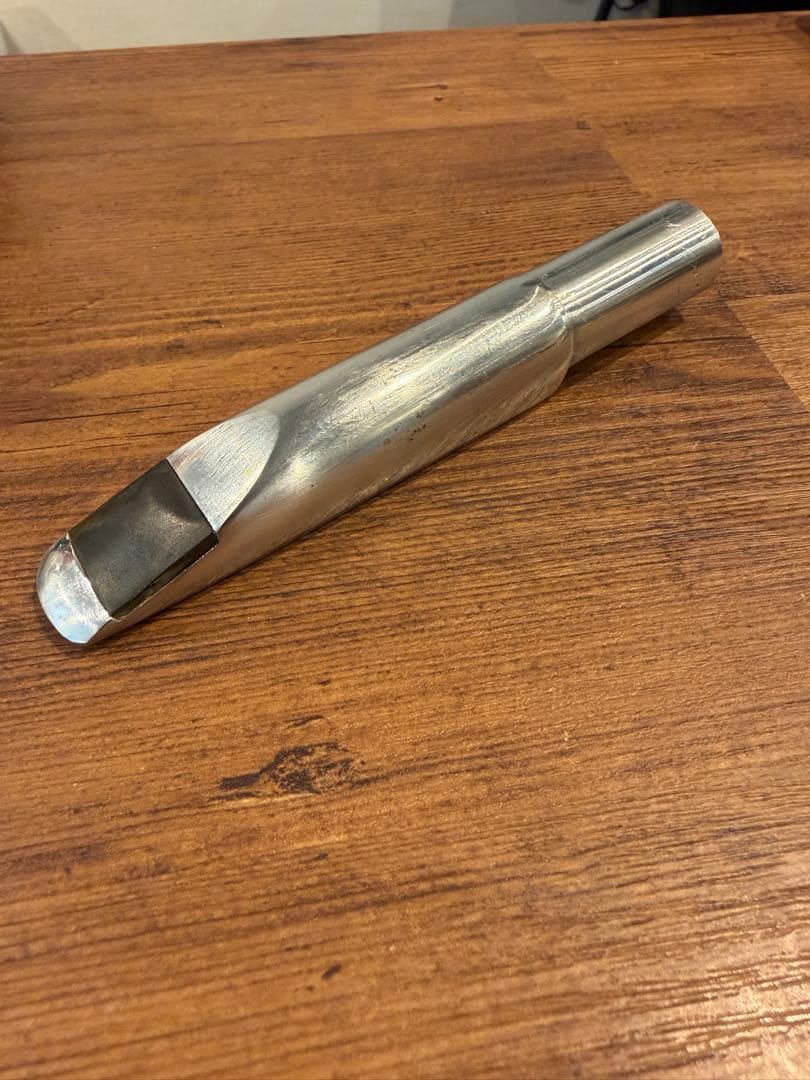 ベルグラーセン バリトン メタル 115/1M “LONDON”刻印