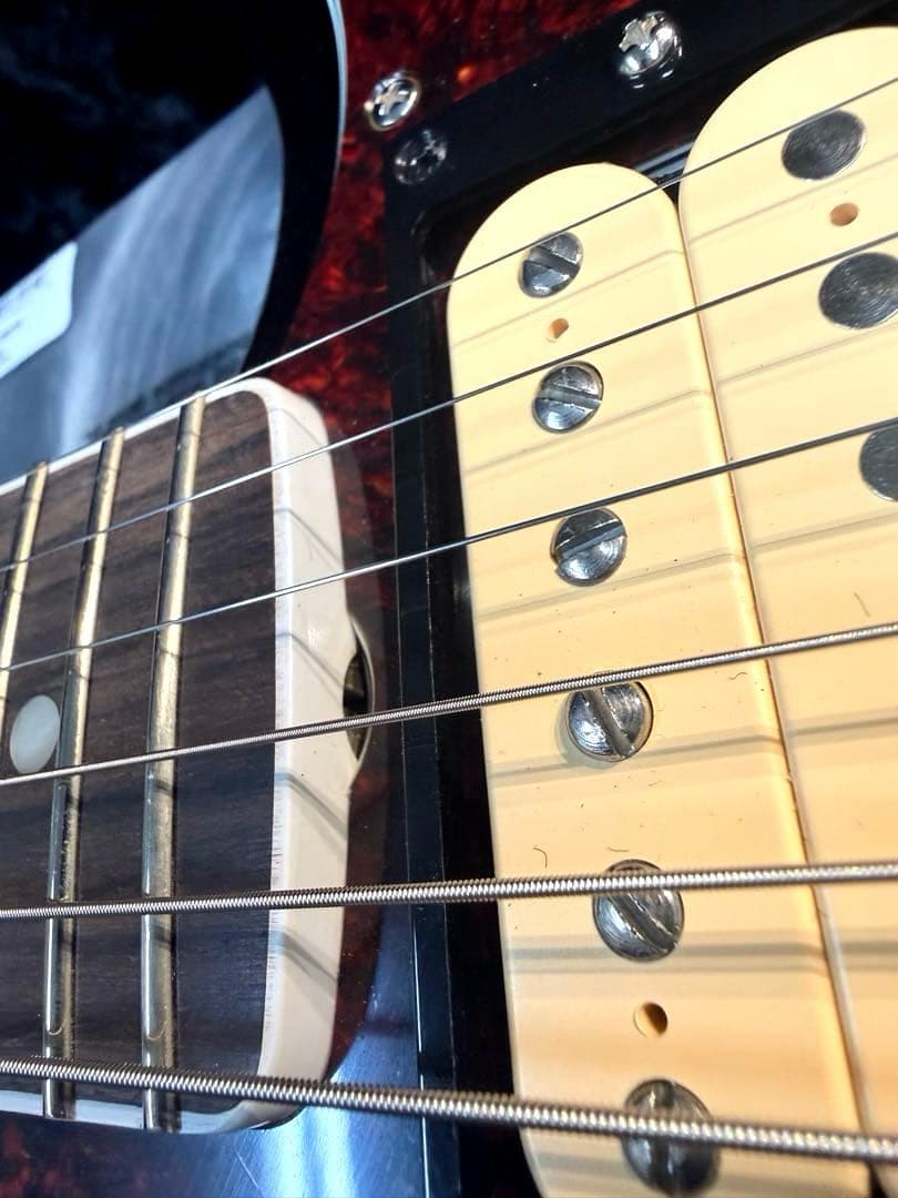 ギター Fender Artist Series  Cobain Jaguar