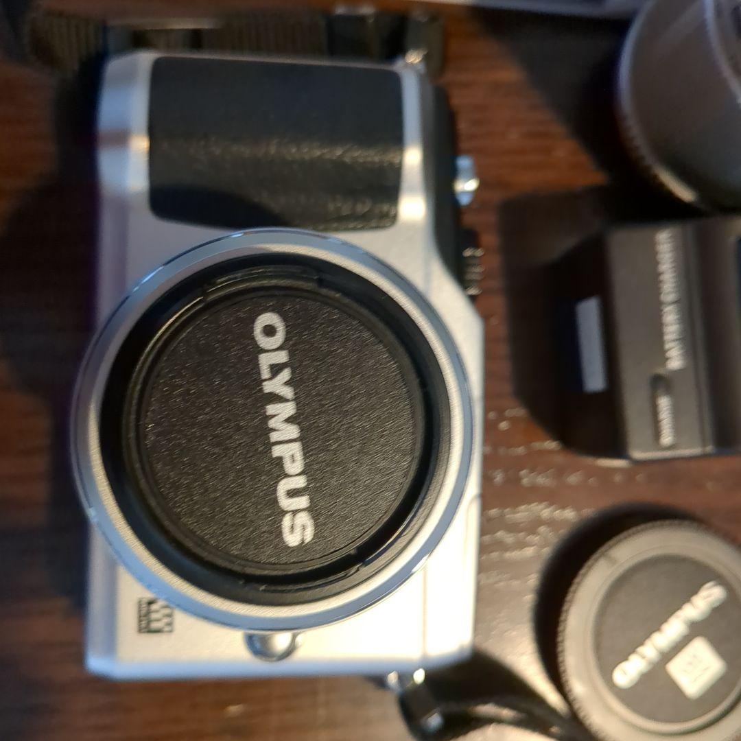 Olympus E-PL2 ミラーレス一眼カメラ