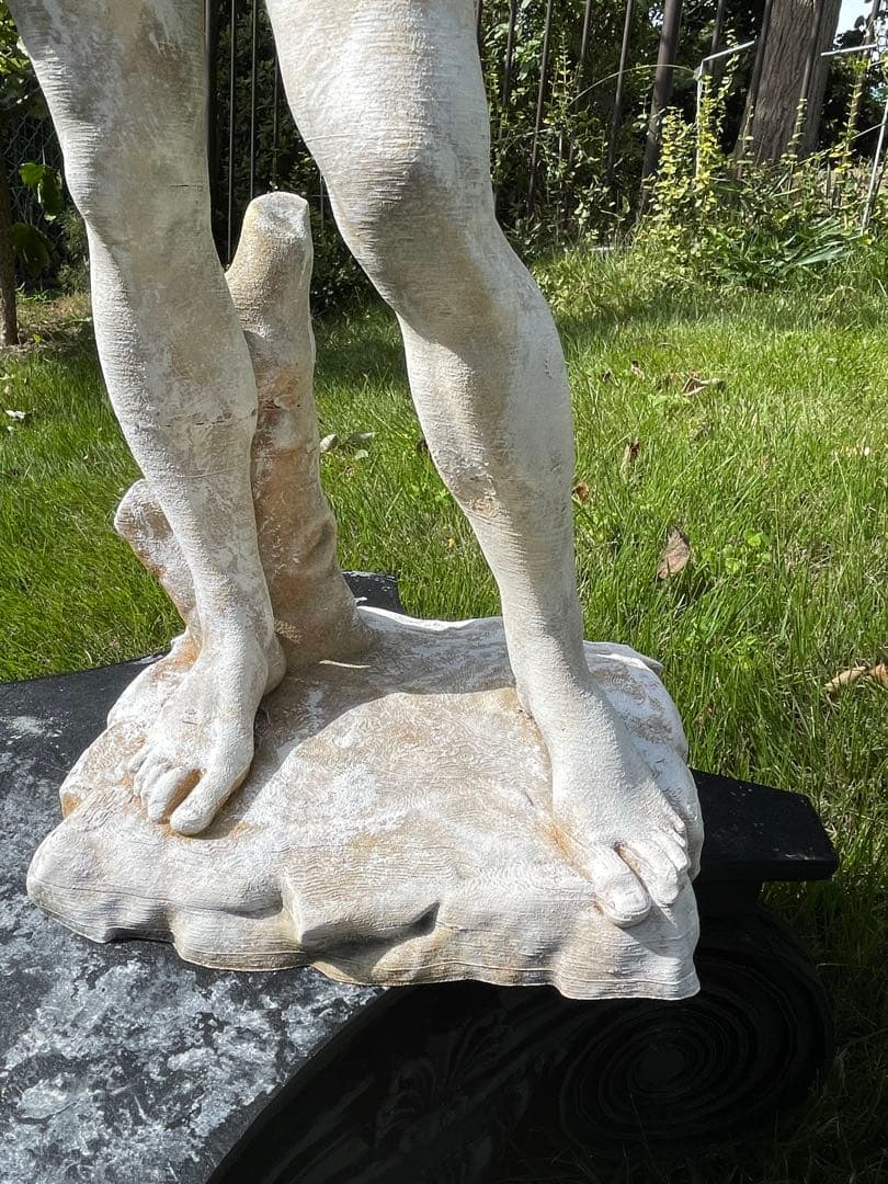 ダビデ像(ミケランジェロ)高さ:60 cm