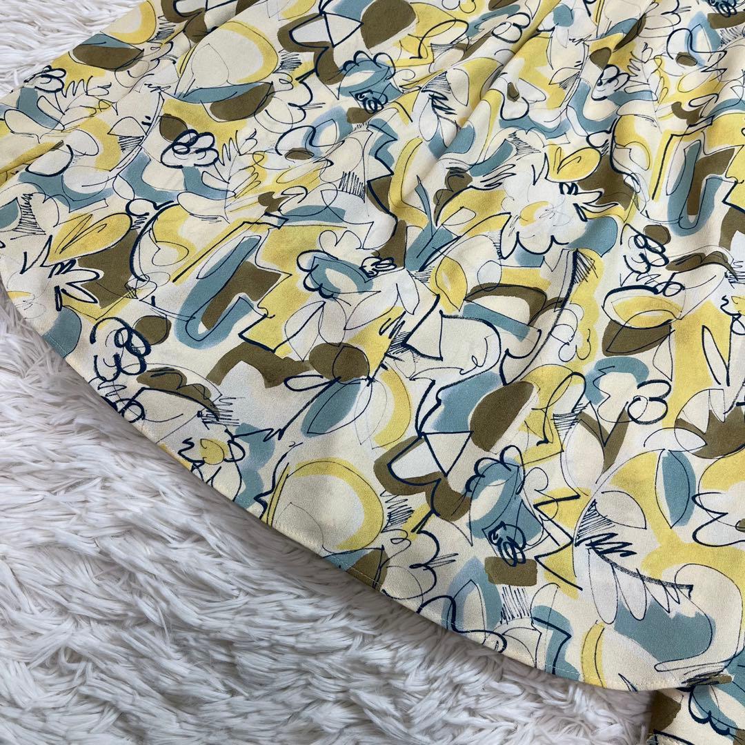 tomorrowland コレクション メロウフラワープリント ボウタイブラウス