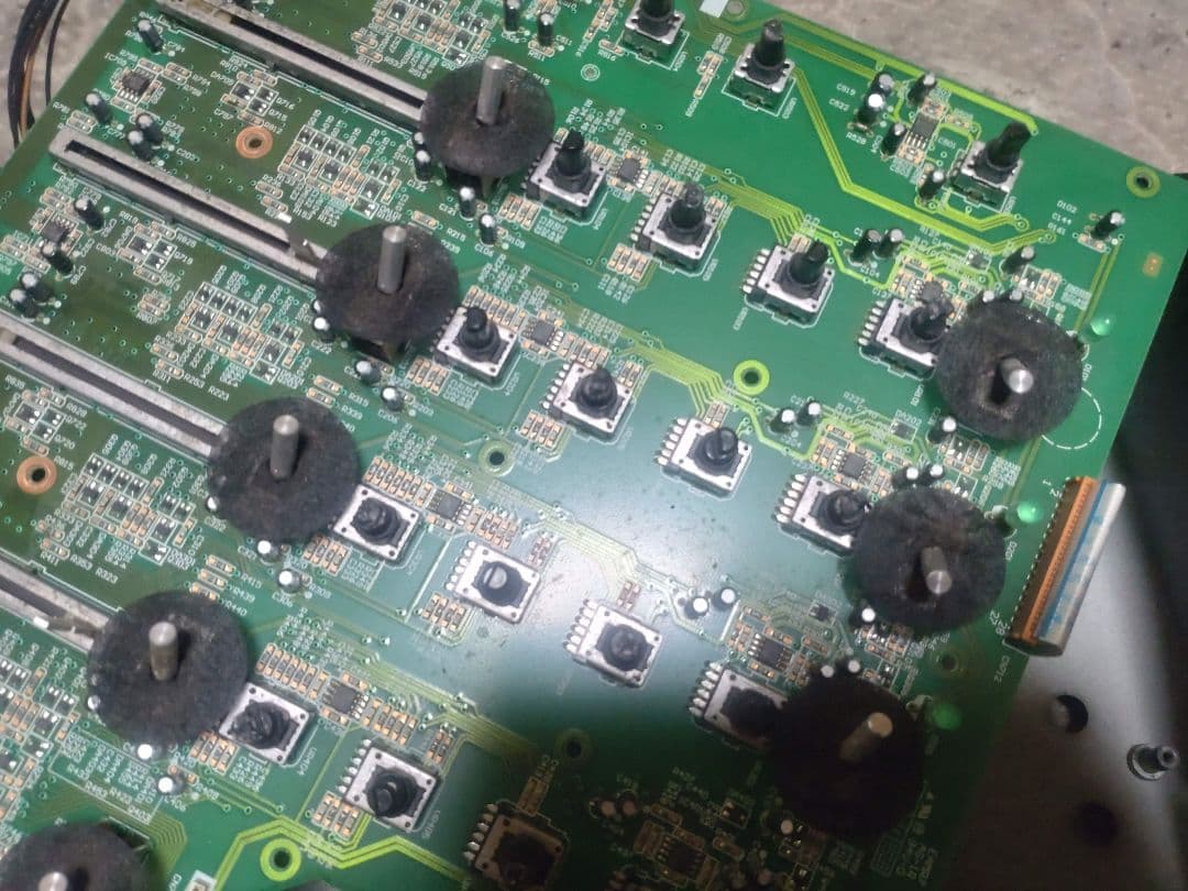 ROLAND DJ-2000 動作確認済み　送料込み　DJミキサー