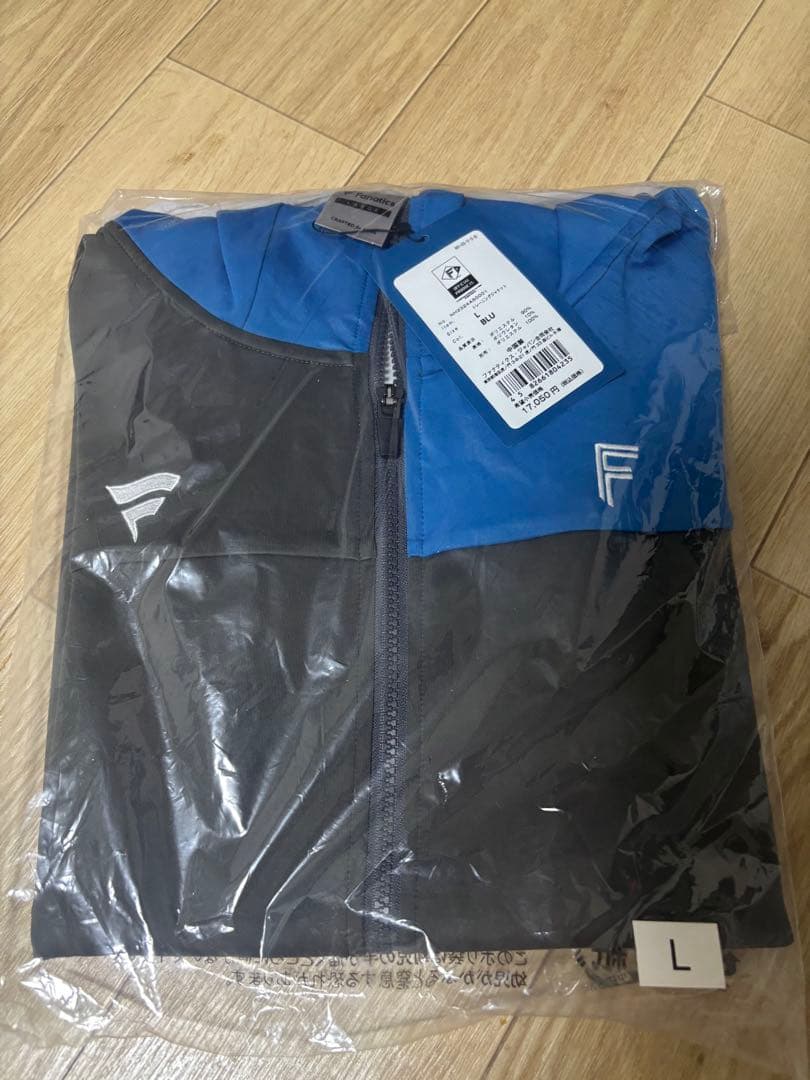 日本ハムファイターズオンフィールドジャケット 青黒　Ｌサイズ　未使用・美品