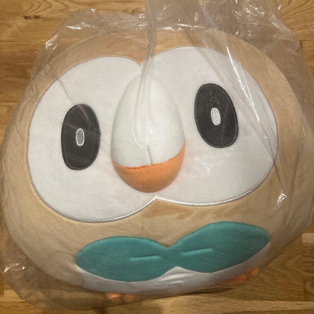 【新品未使用】モクロー　もっちりまんまる　ぬいぐるみ　クッション　タグ付き