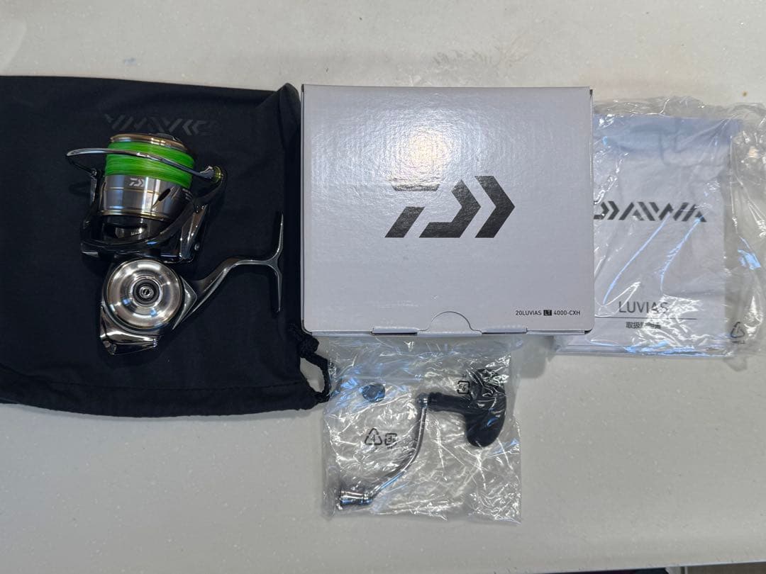 DAIWA ルビアス(LUVIAS LT4000-CXH)