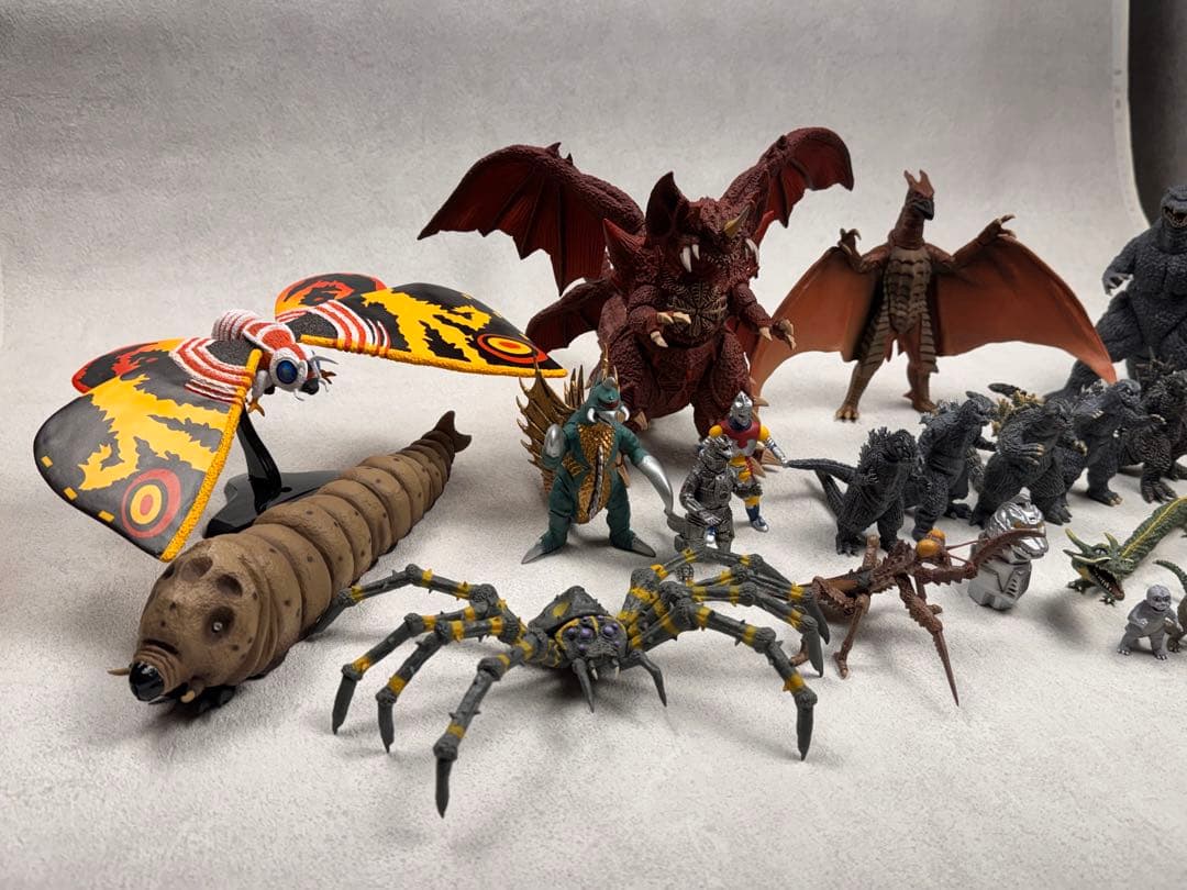 d*2様 東宝怪獣コレクションまとめ売り