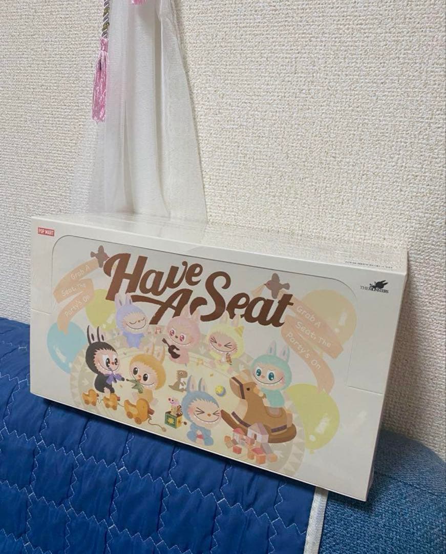 LABUBU THE MONSTERS Have A Seat ぬいぐるみ