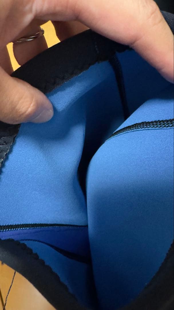 Whitetip ブラック ショートスリーブ ウェットスーツ