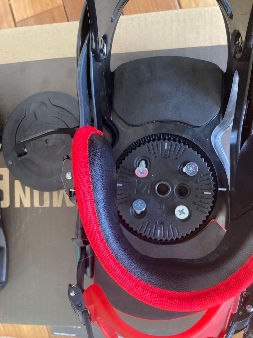 【超美品】スノーボードビィンディング　SALOMON サロモン サイズM