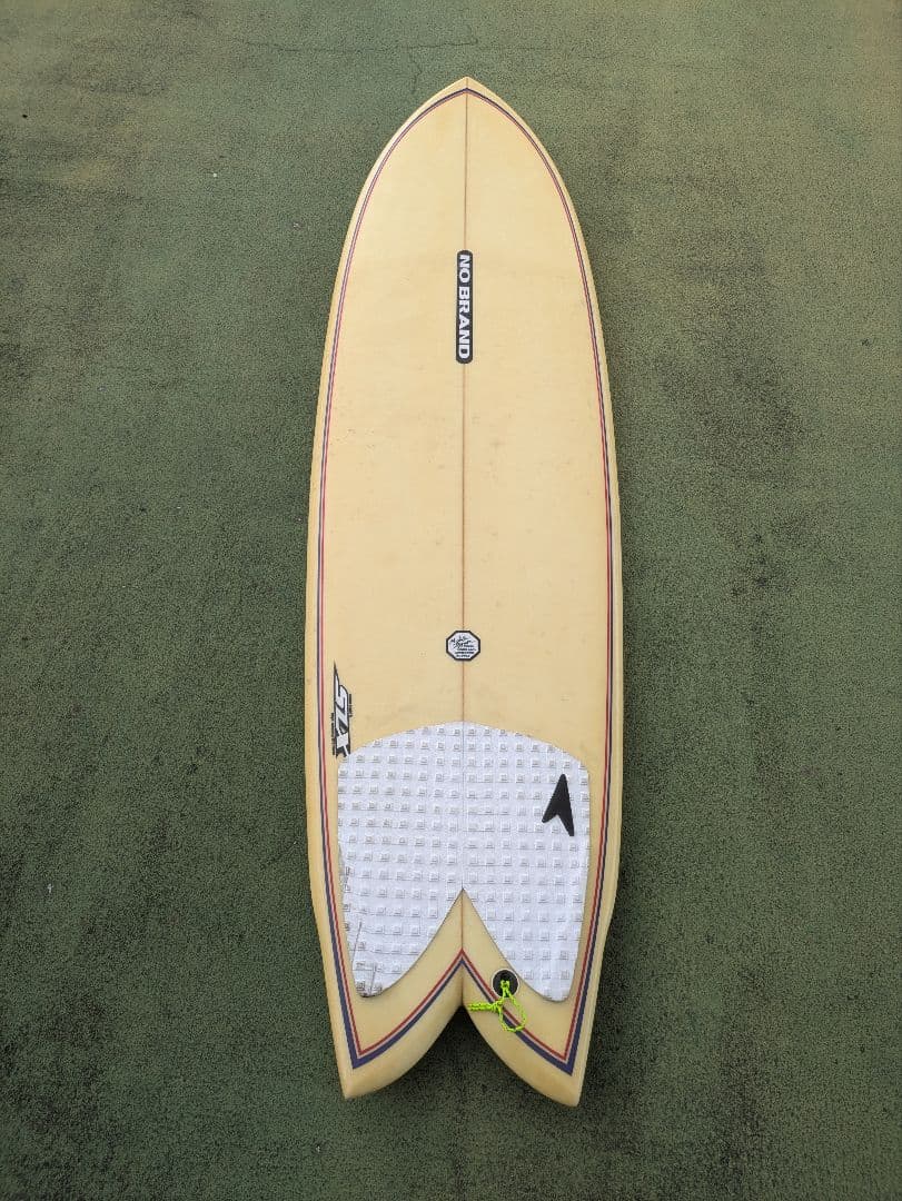 NO BRAND ノーブランド 6'8 ミッドレングス　サーフボード引き取り限定