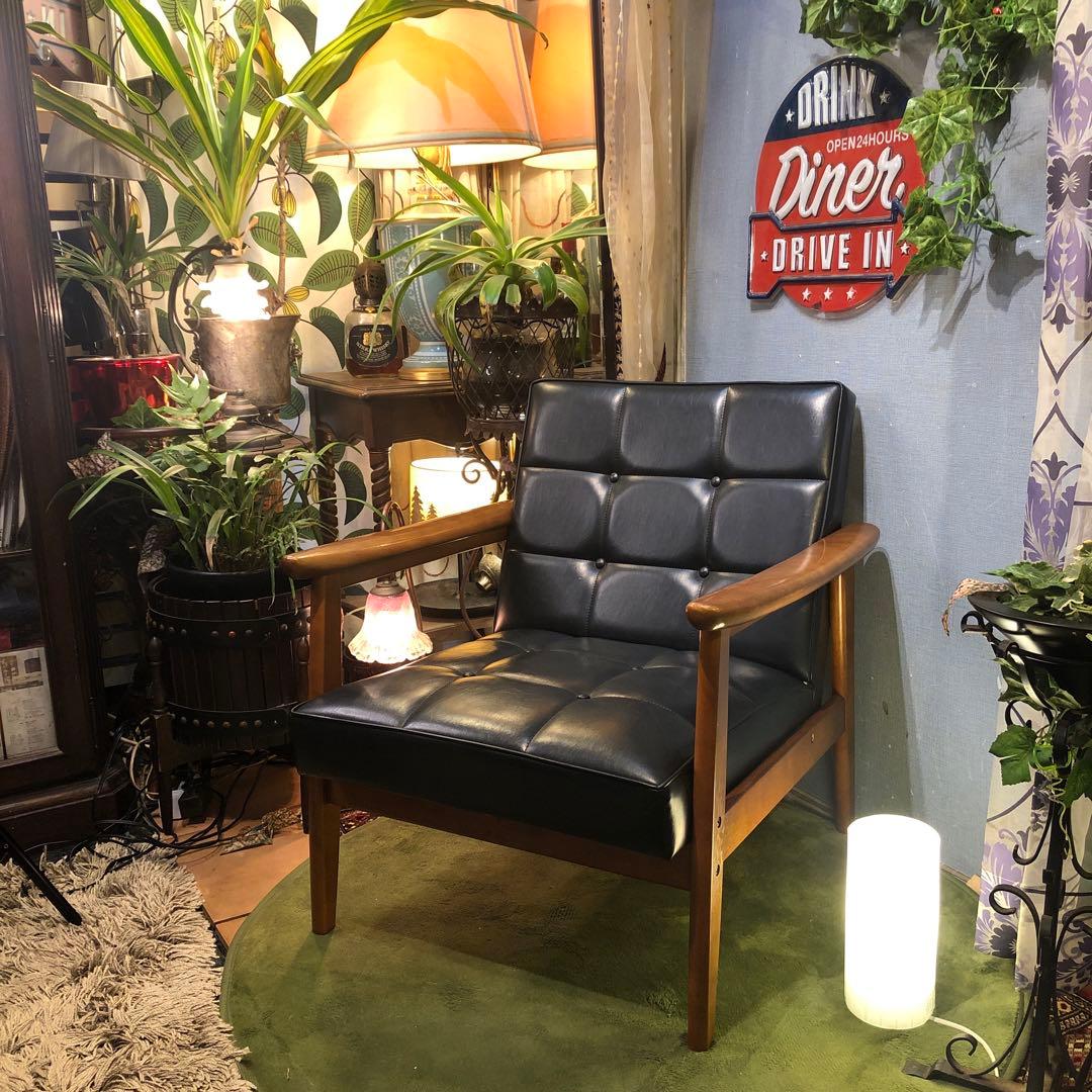 リ*中様 B class カリモク1シーター チェア　ソファー レトロ ブラック