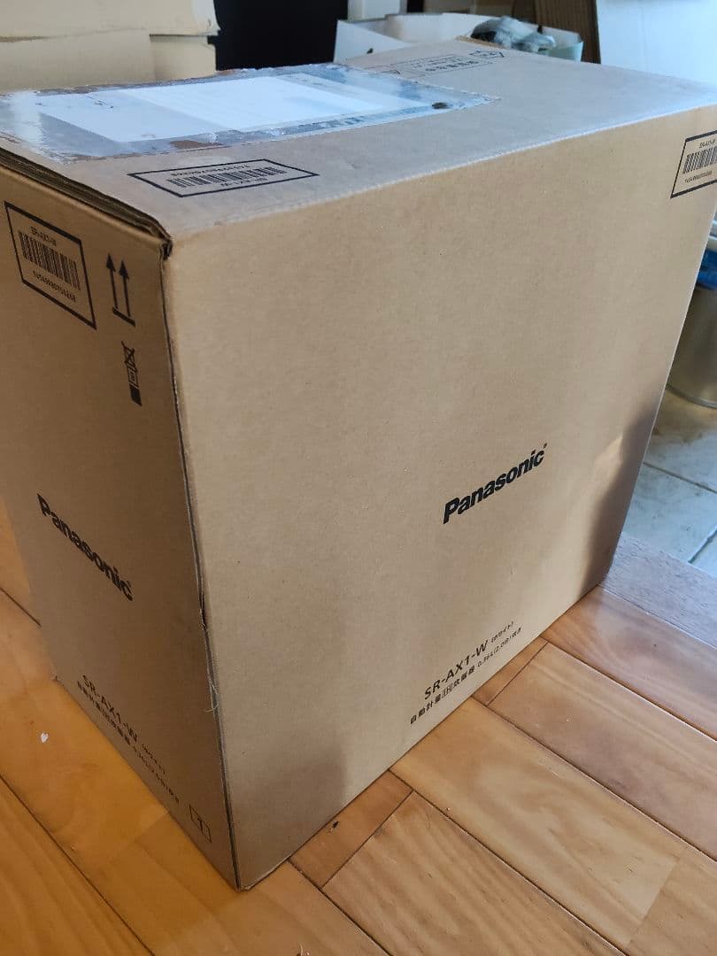 Panasonicパナソニック IH炊飯器 SR-AX1-W