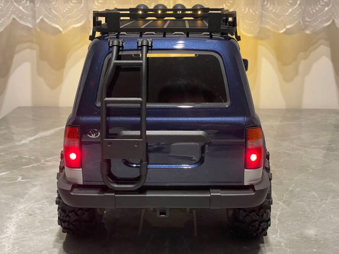 FMS FCX10 pro v2 ランクル80 充電器、バッテリーセット