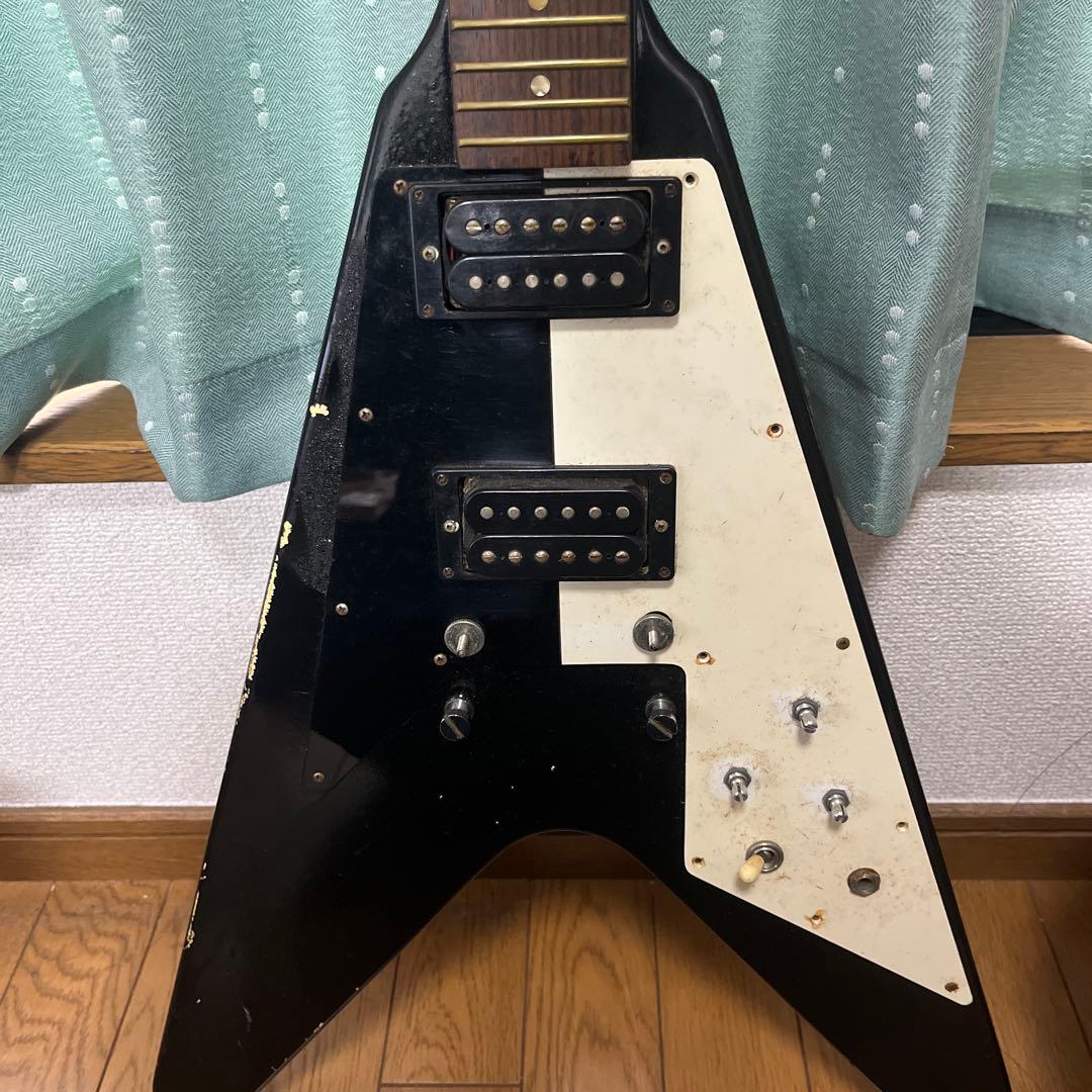 エレキギター フロイドローズ搭載