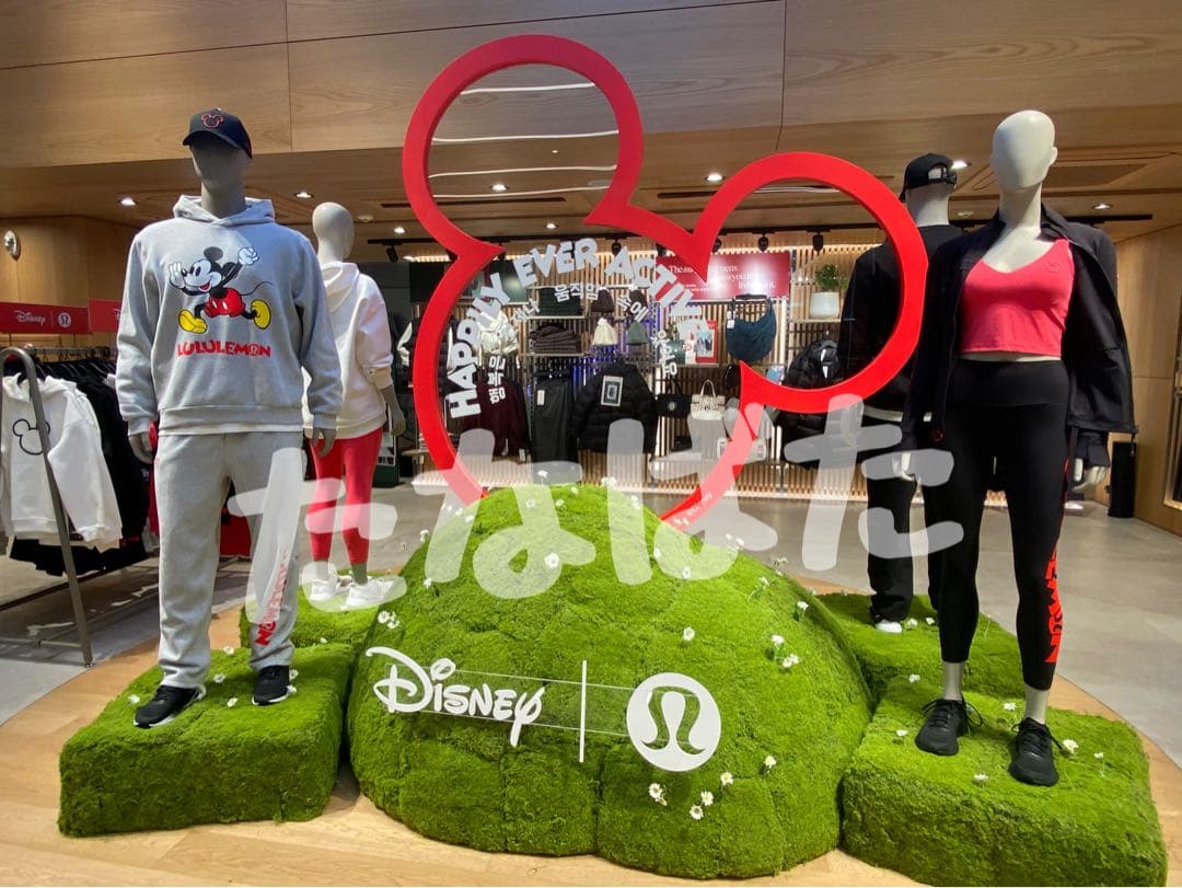 新品☆ディズニー×ルルレモン ベルトバッグ 1L ミッキー ウエストポーチ