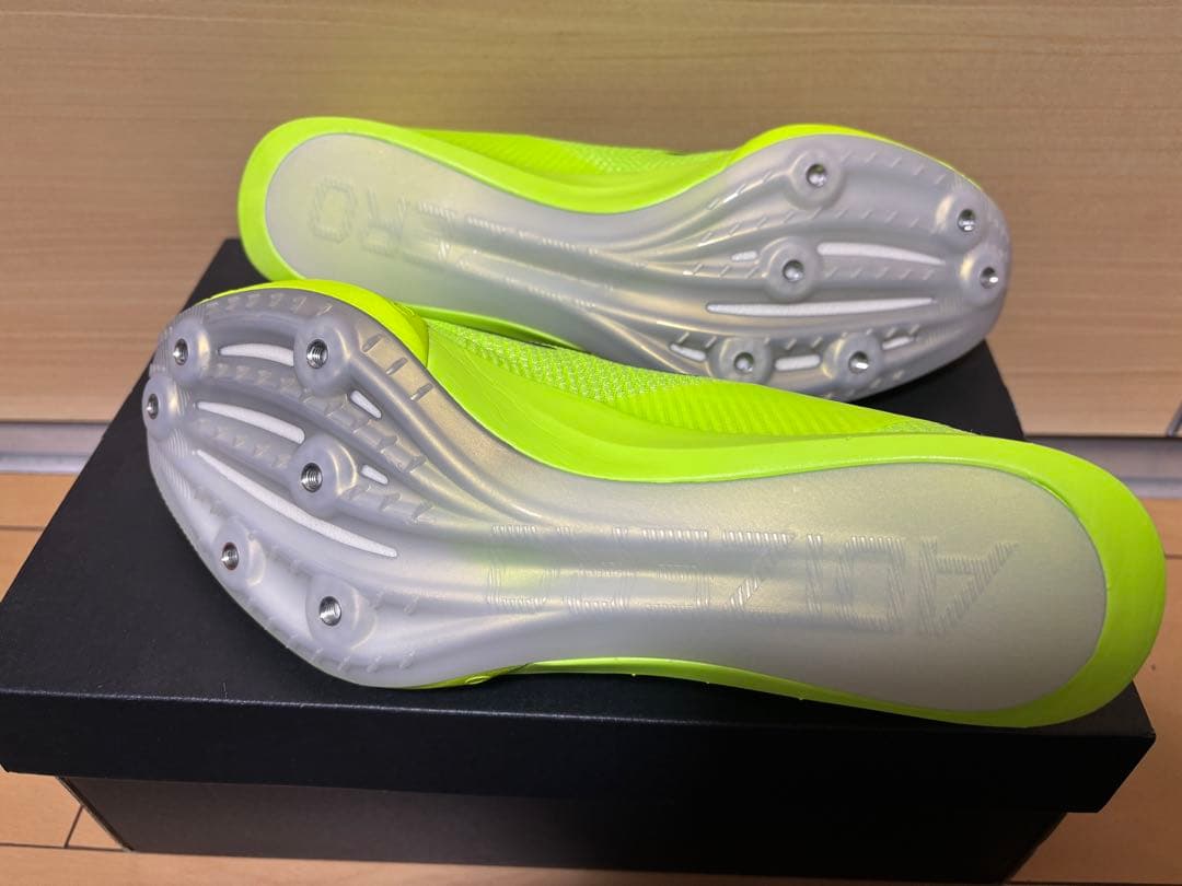 アディゼロフィネス 27.5cm 蛍光イエロー