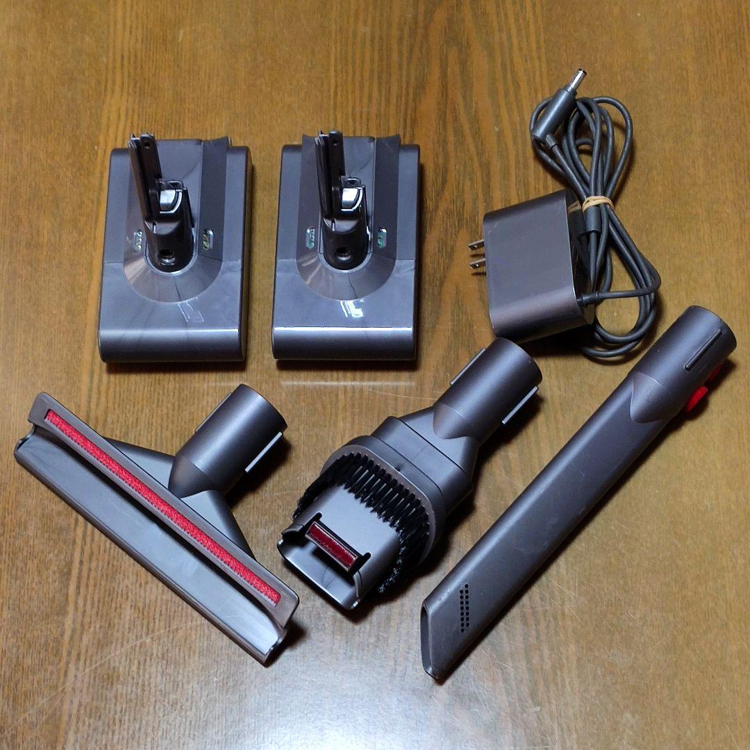 ダイソンV8 SV10K掃除機 完全分解清掃済み動作品 純正バッテリー２つセット