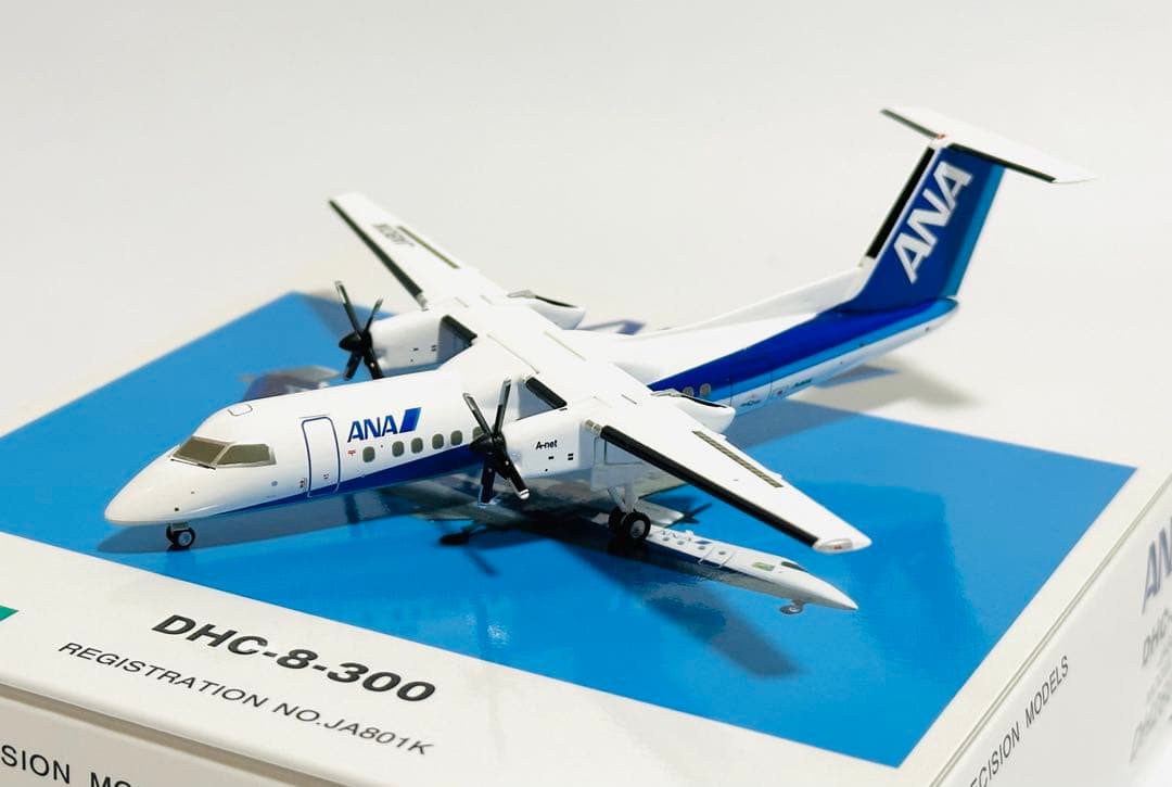 全日空商事 1/200 DHC-8-300 A-net(ANA WINGS)