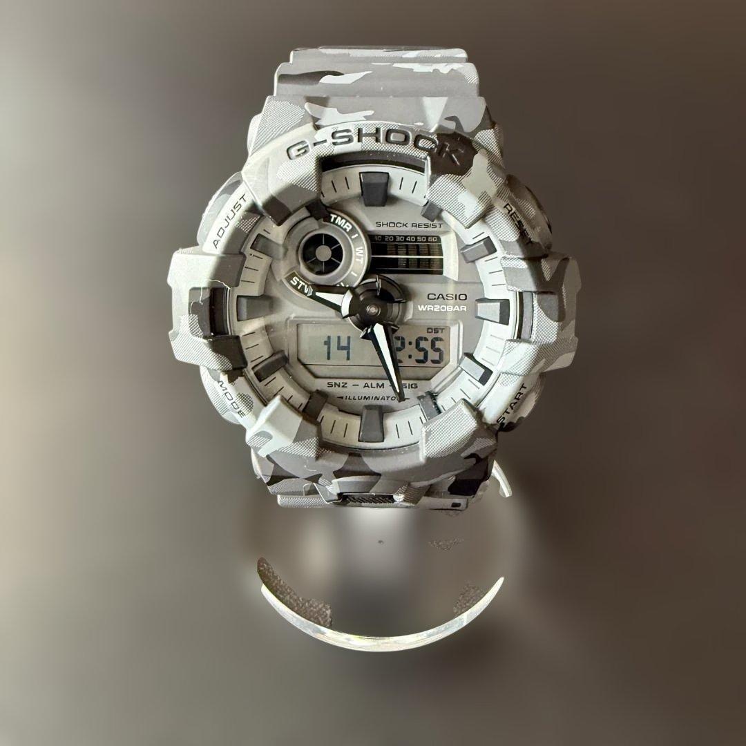 CASIO G-SHOCK Gショック GA-700CM-8A 海外モデル