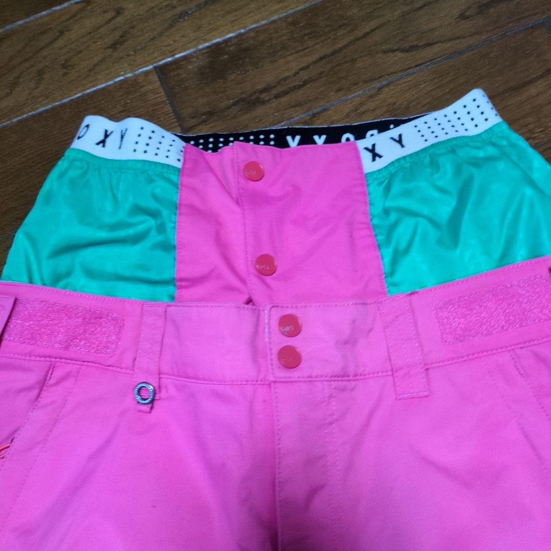 【美品】ROXY　スノボウェア　上下セット　L　総柄　羽根　フェザー　ピンク