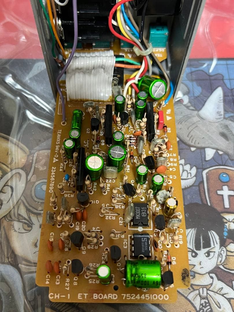 BOSS CH-1 mod アナログ　LEDがRATEに合わせて点滅します！