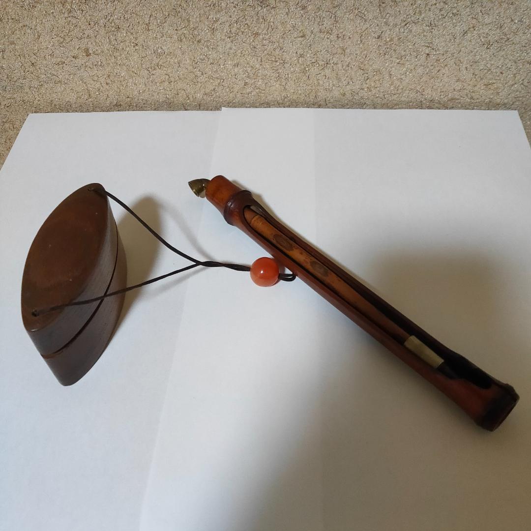 キセル　キセルケース　煙草入れ　古民家　蔵出し　骨董　根付　煙管　煙管入れ　木製