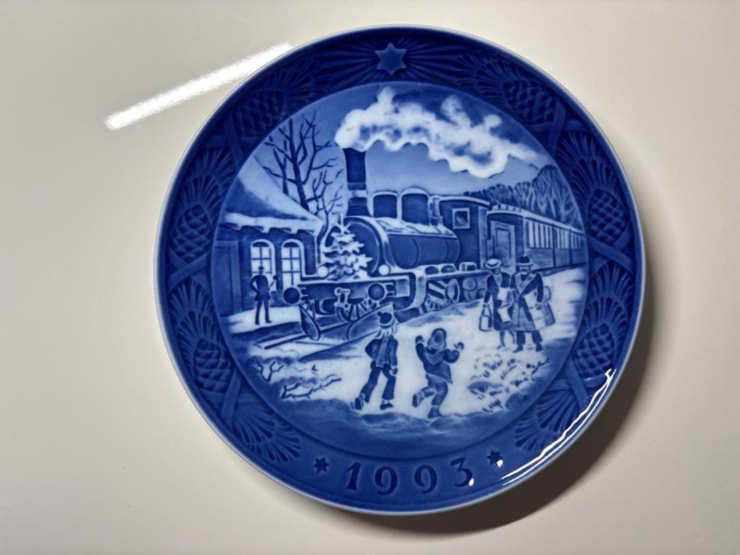 ロイヤルコペンハーゲンイヤープレート 1993年平成5年 「クリスマスのお客様」