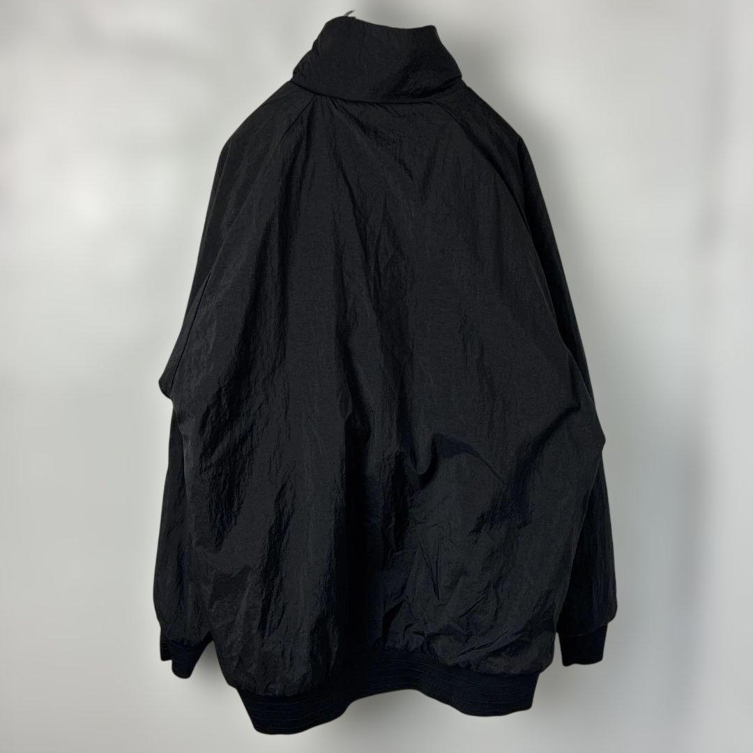 NIKEナイキ　リバーシブル　ナイロンジャケット　フリース　刺繍ロゴ　ブラック赤