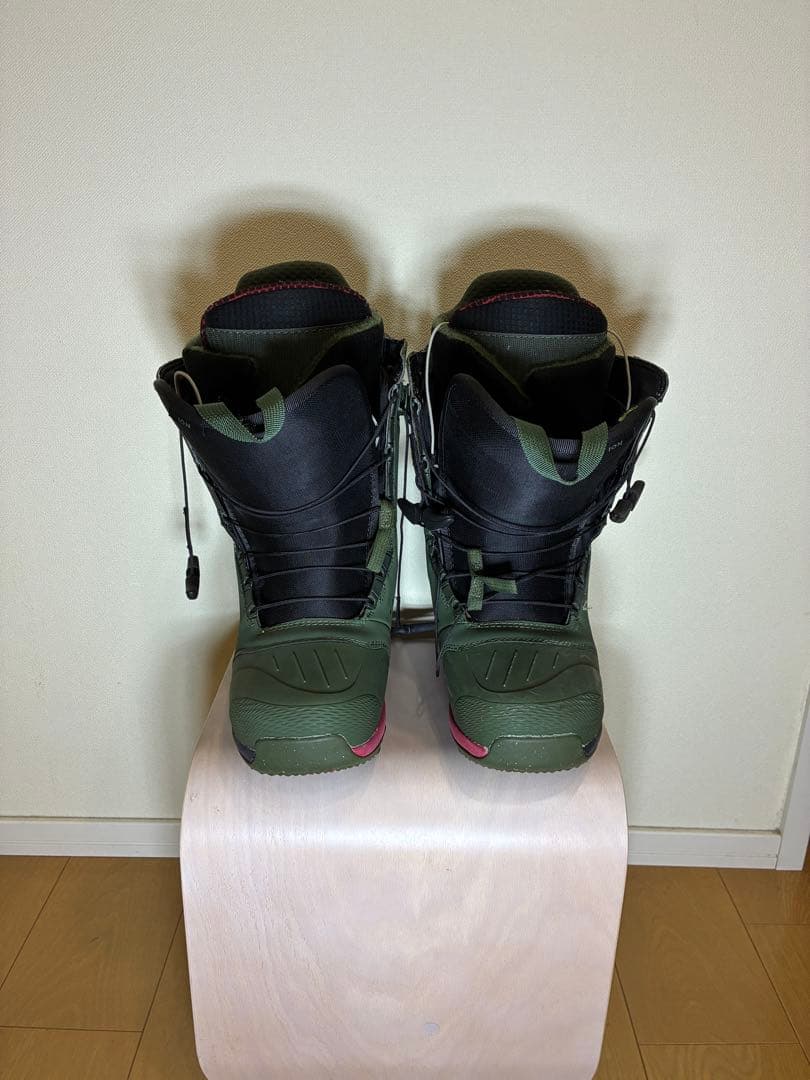 BURTONスノーボード用ブーツ