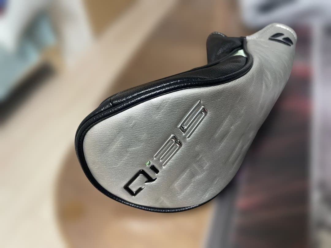 テーラーメイドQi35 フェアウェイウッド　3WHL ベッドのみ　カバー付