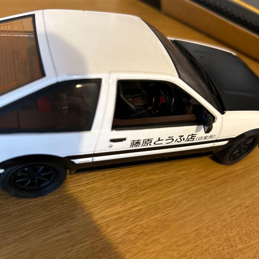 イニシャルD TOYOTA AE86 ミニカー　 台座ネジ欠品　ダイキャスト