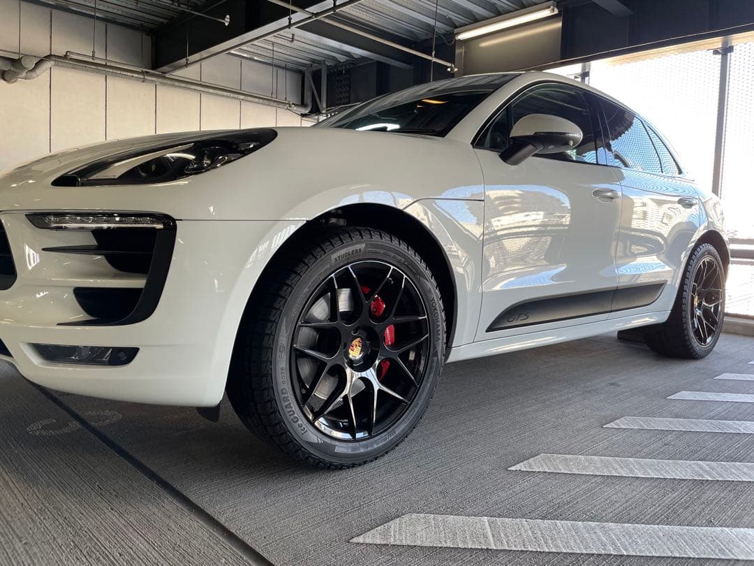 マカン専用設計ホイール 20インチ スタッドレス バリ溝付き 4本セット