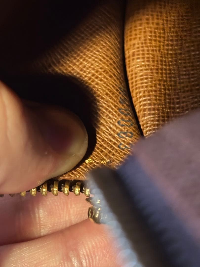 LOUIS VUITTON パピヨン30 M51385