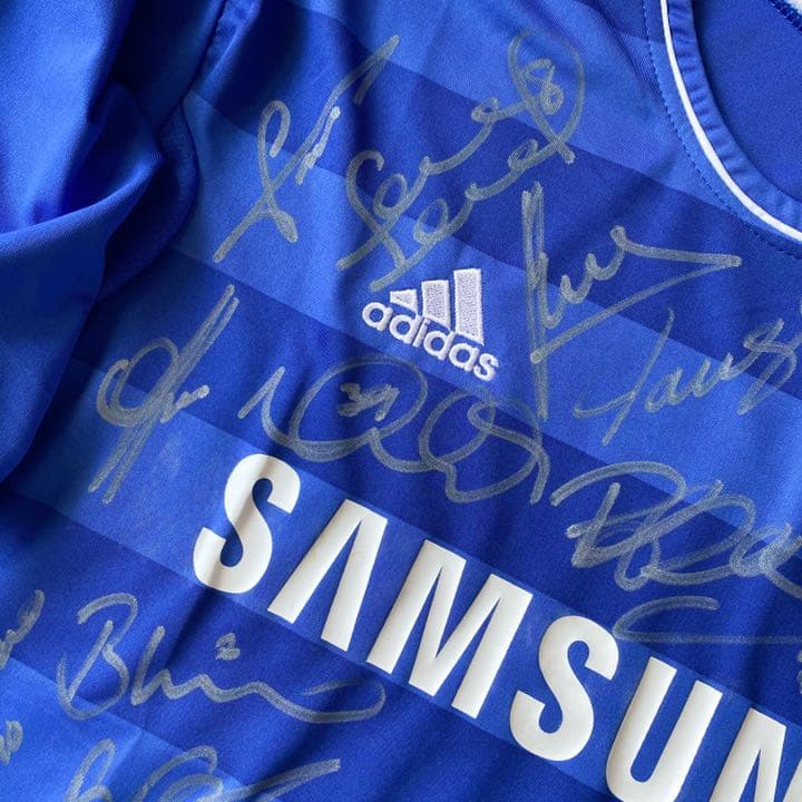 【証明書付】11-12 チェルシー２４選手＋スタッフ直筆サイン入り ユニフォーム