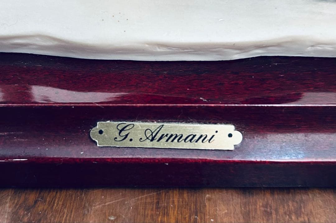 Giuseppe Armani Lady On Horseジュゼッペ アルマーニ