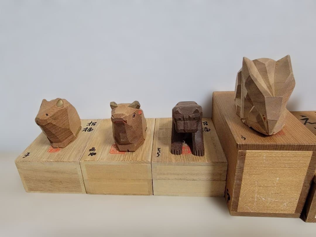 木製動物彫刻 置物　平安神宮　干支　一刀彫