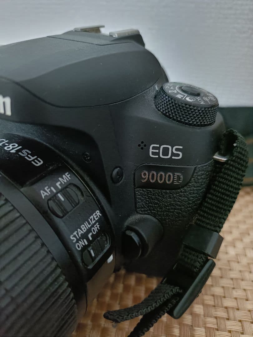 Canon EOS 9000Dデジタル一眼レフカメラレンズ3本、バッテリー2本付