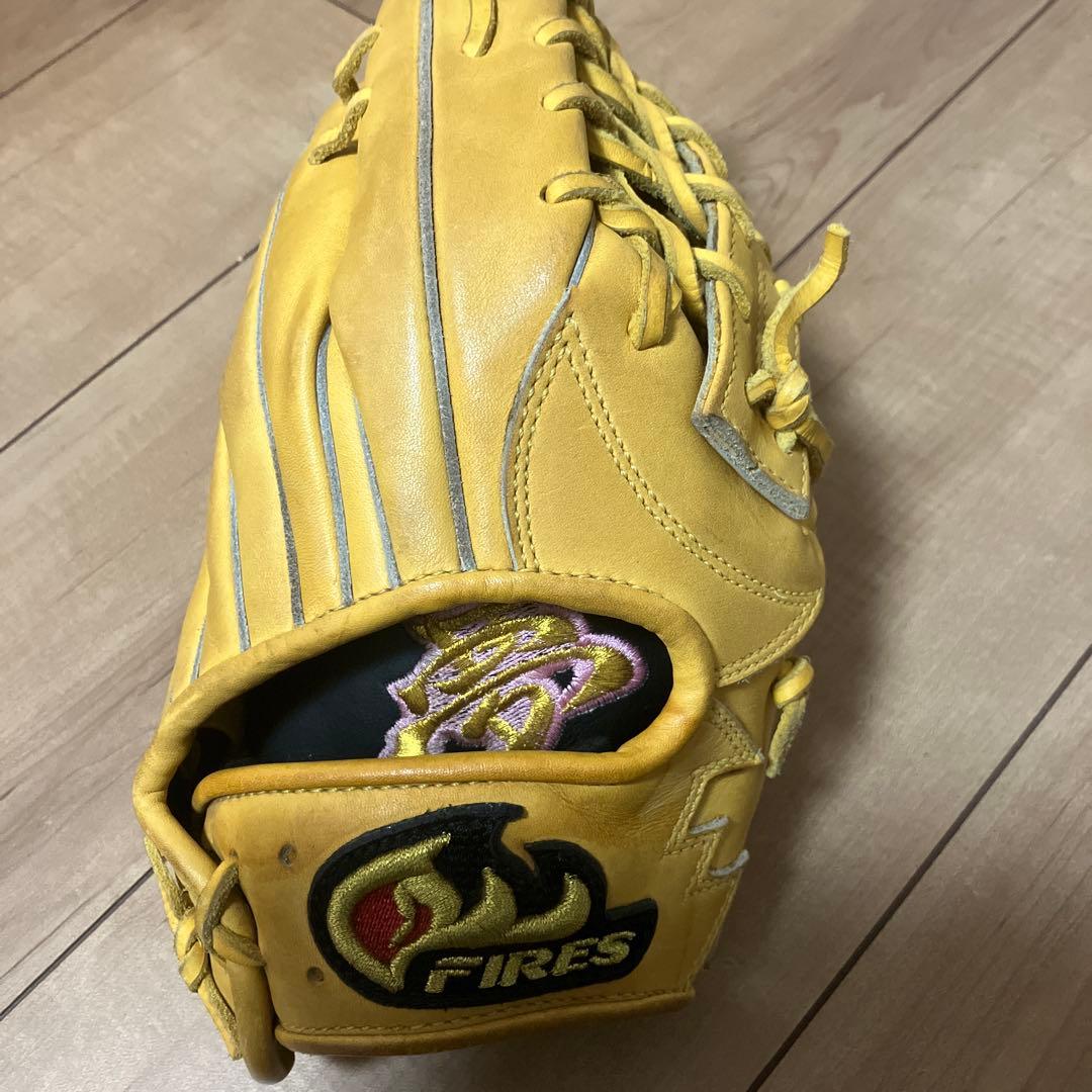 FIRES硬式グローブ 限定刺繍入り　袋セット