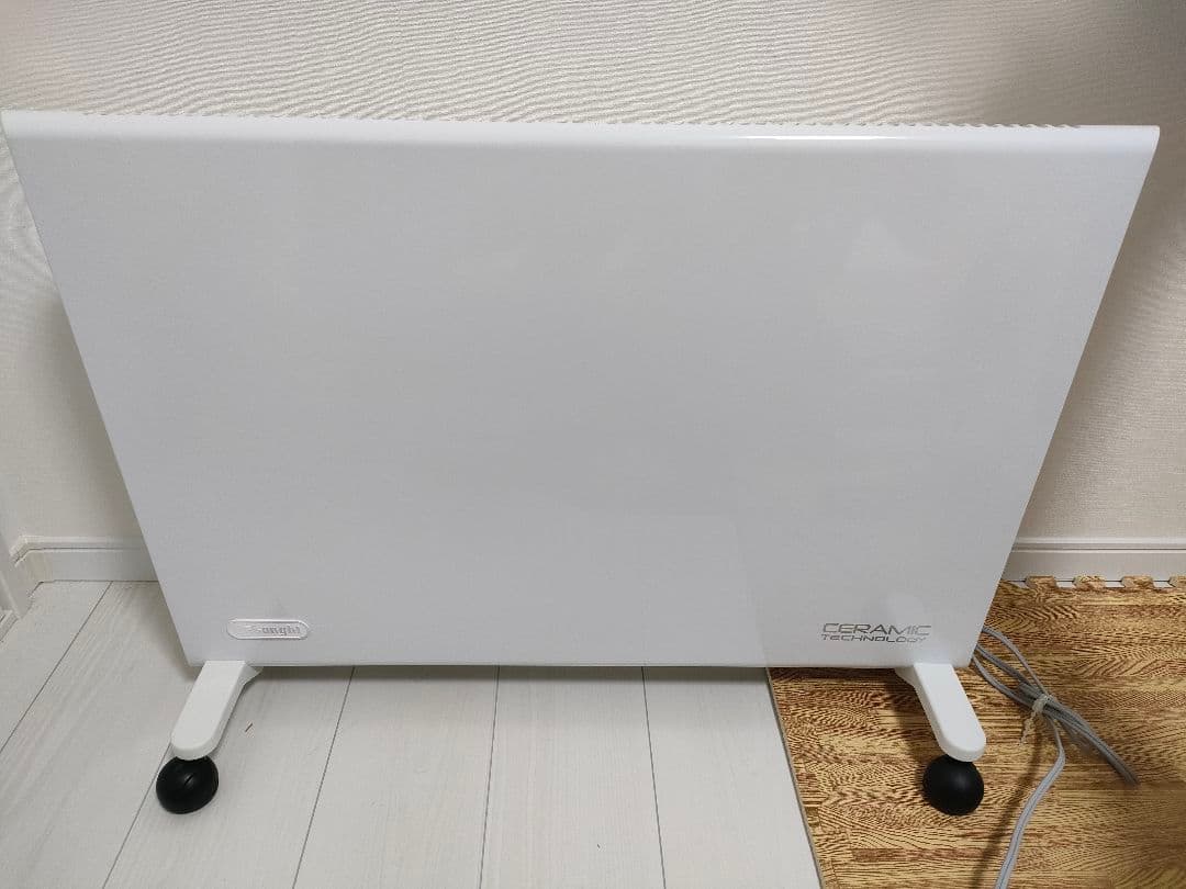 デロンギ　コンベクターヒーター