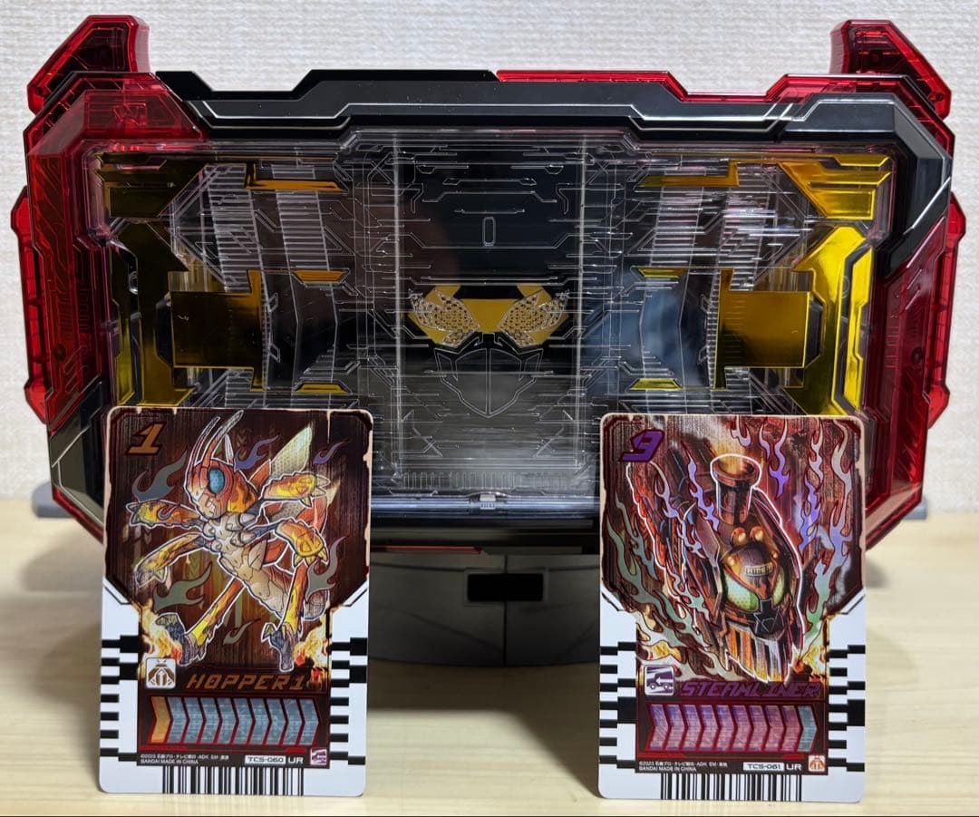 DXガッチャードライバーデイプレイver