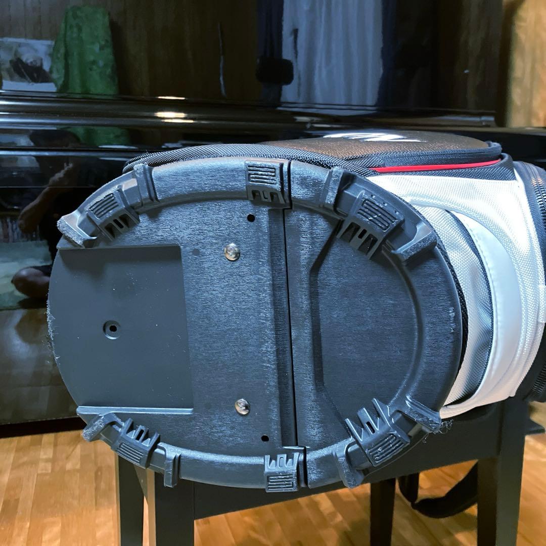 【美品】スリクソンキャディーバックスタンド式GGC-S204L数量限定品