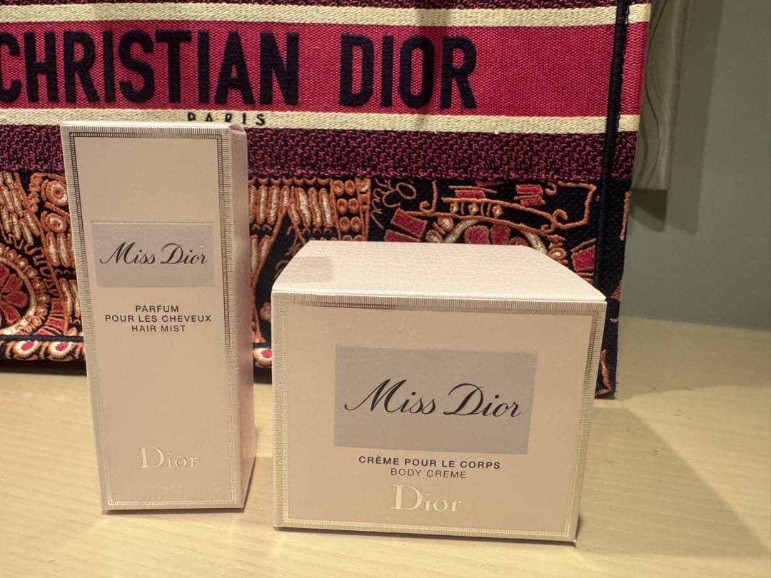 Miss Dior ボディクリーム & ヘアミスト セット