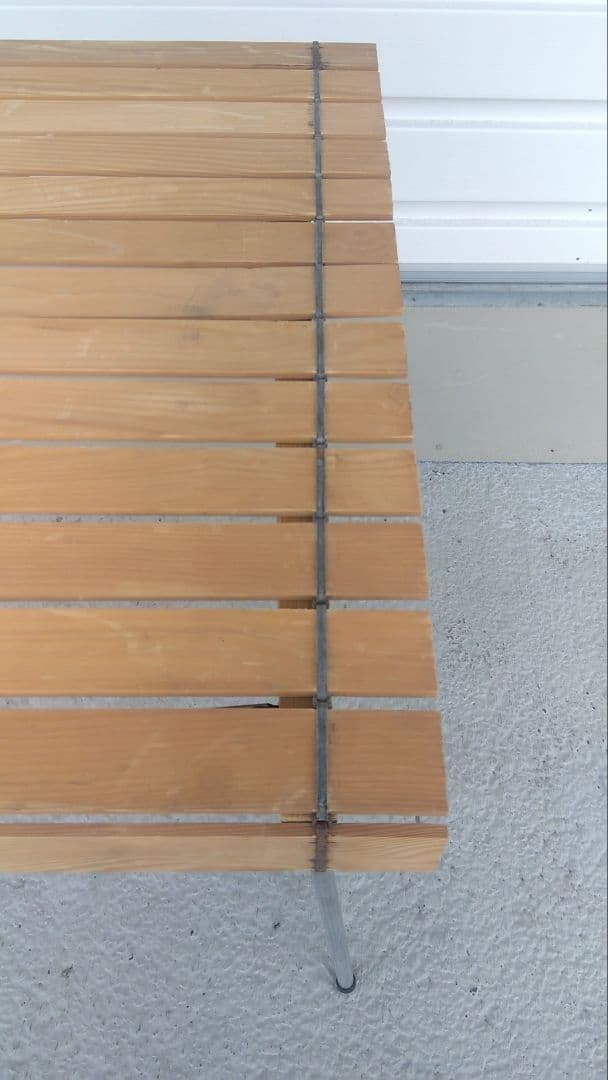 ラレマンド・ウッドロールテーブル焼印無し